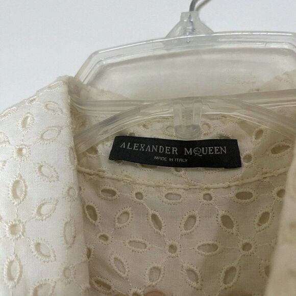 Alexander McQueen ivory eyelet cotton button down long sleeve blouse top US 10 - Picture 3 of 7